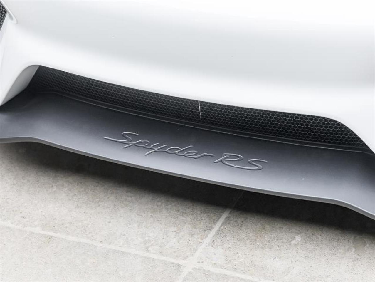 2025 Porsche 718 Spyder  Photo