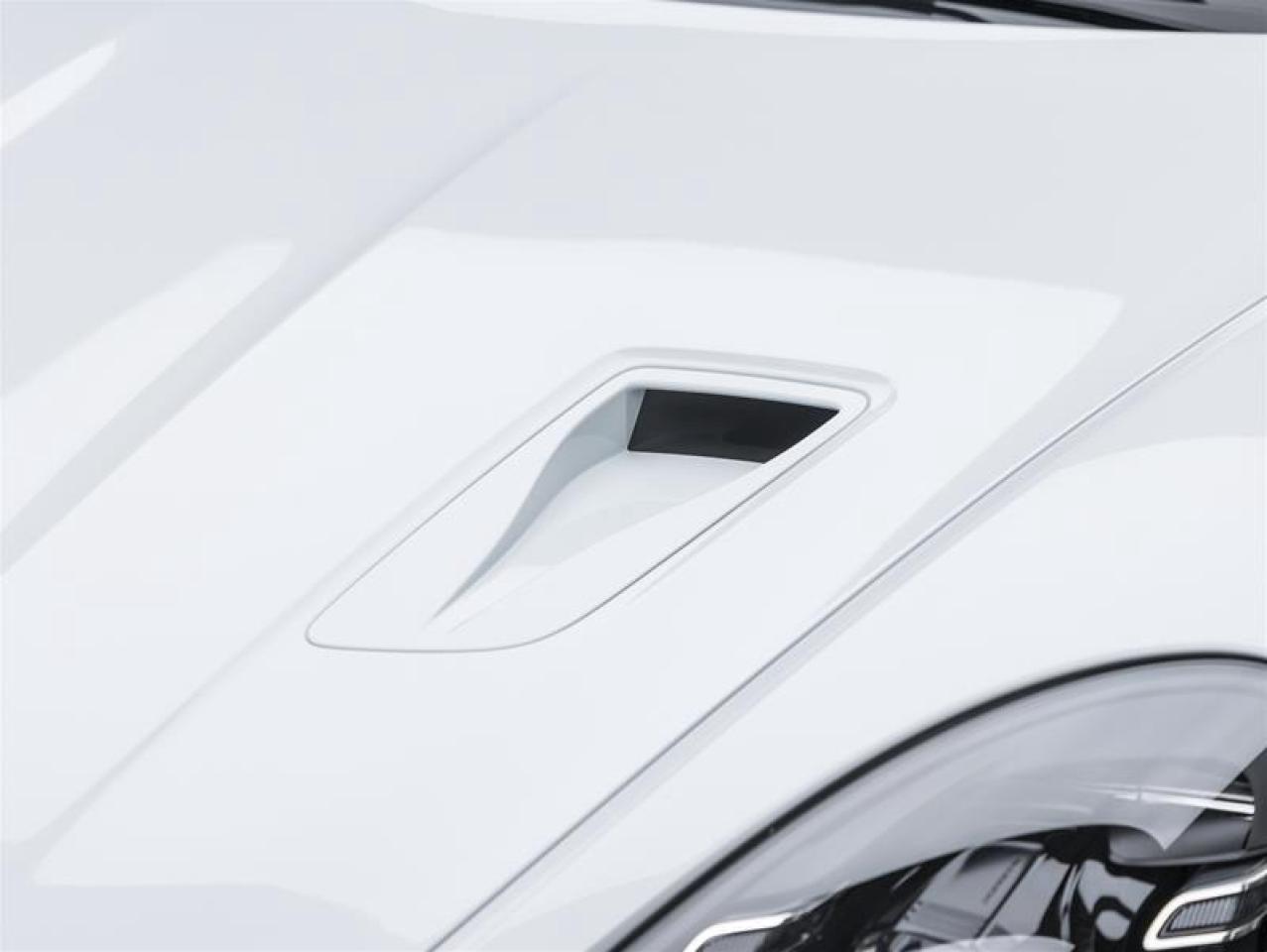 2025 Porsche 718 Spyder  Photo3