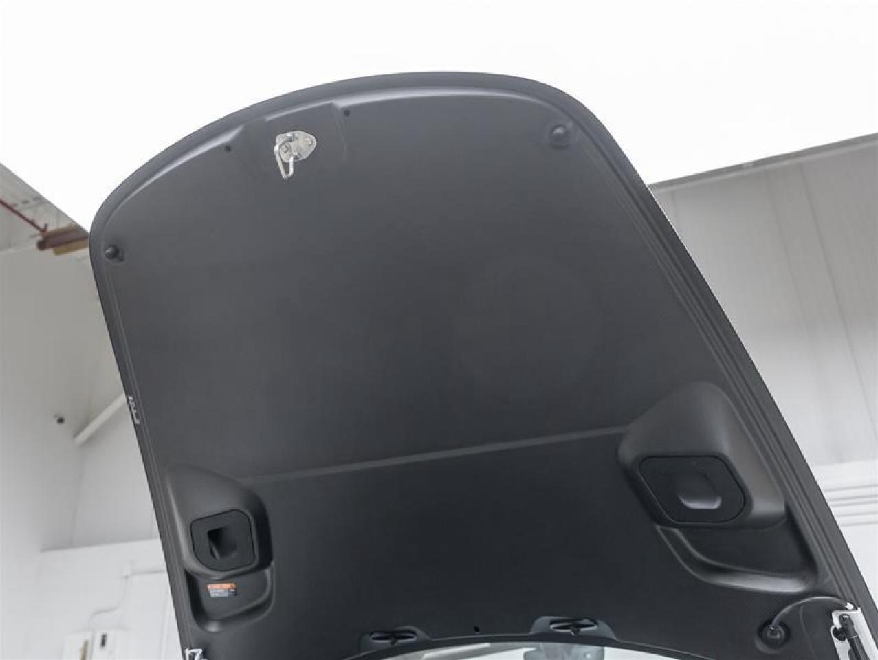 2025 Porsche 718 Spyder  Photo