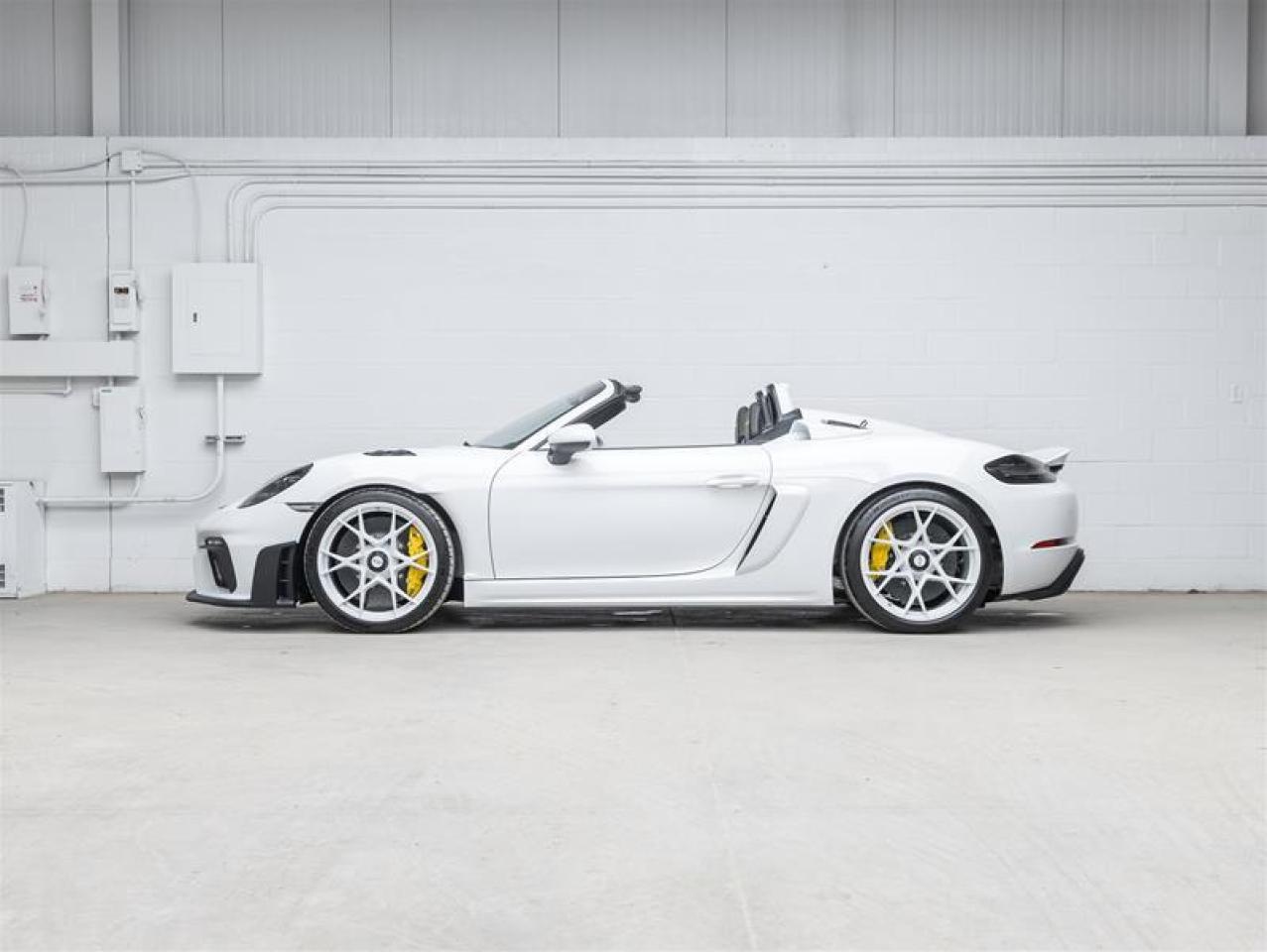 2025 Porsche 718 Spyder  Photo