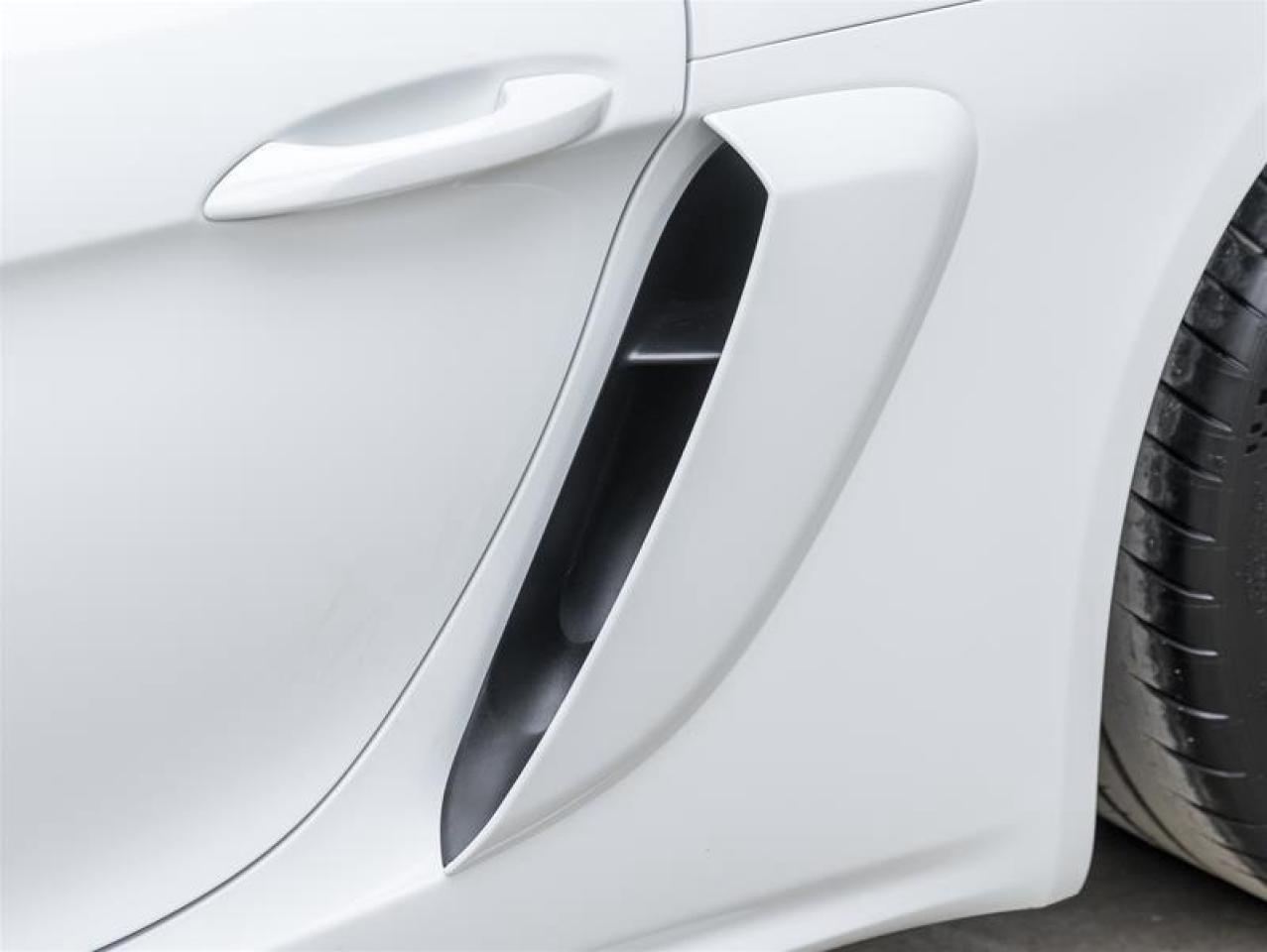 2025 Porsche 718 Spyder  Photo