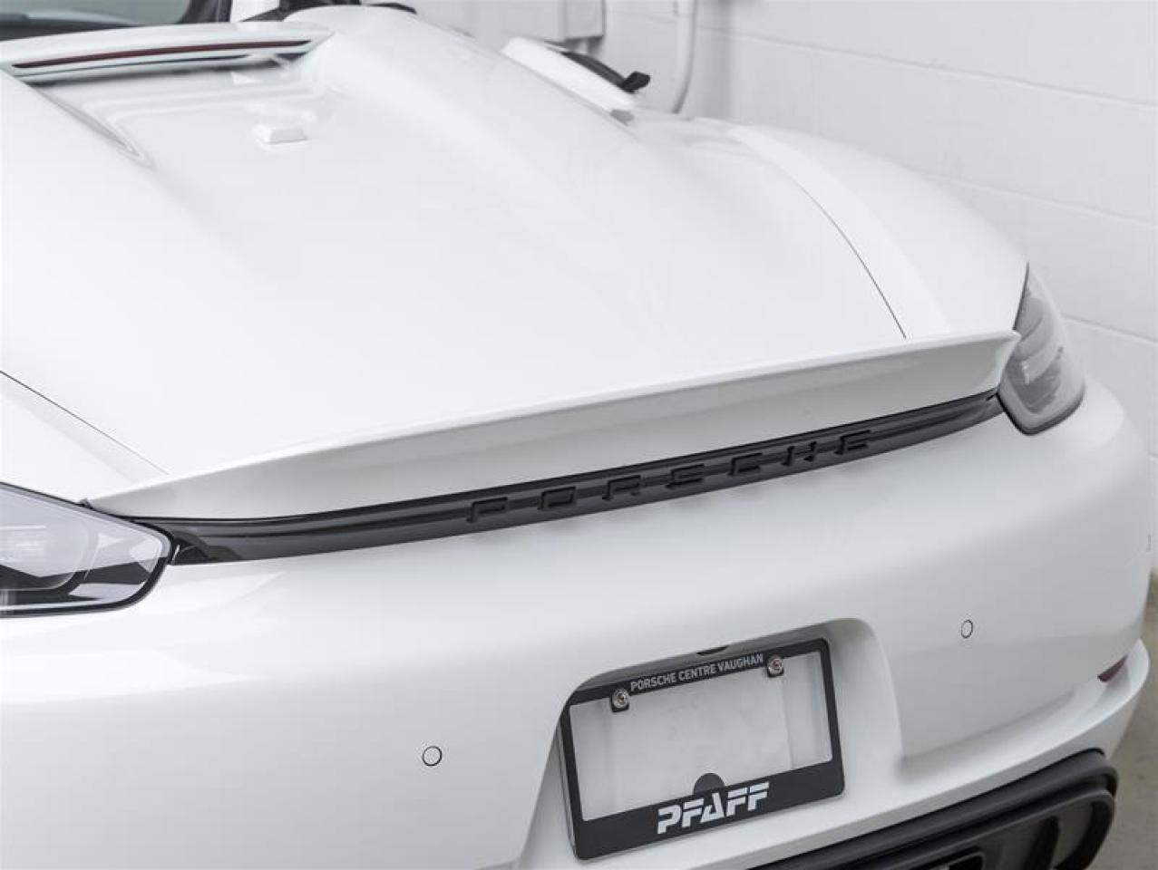 2025 Porsche 718 Spyder  Photo