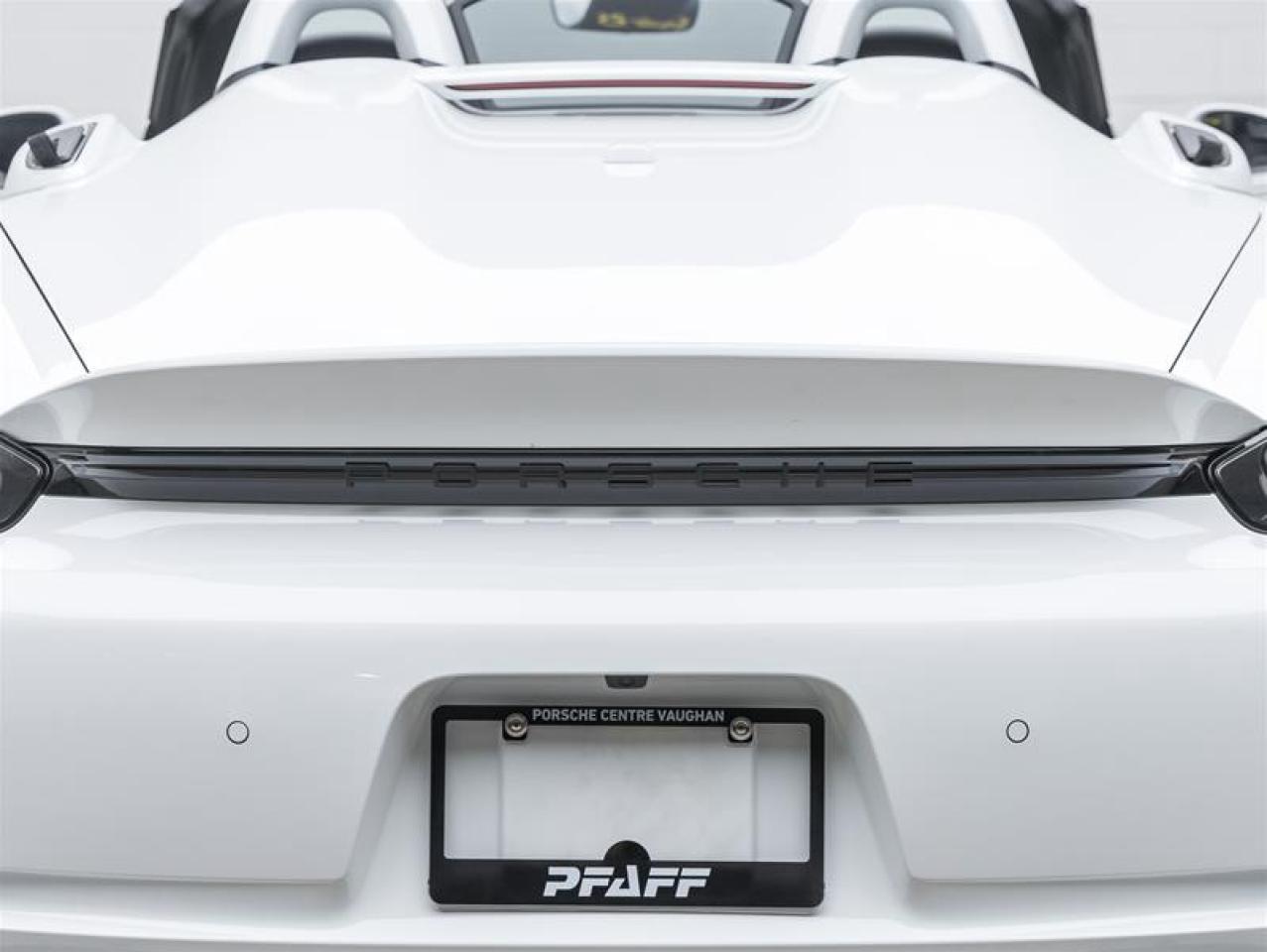 2025 Porsche 718 Spyder  Photo