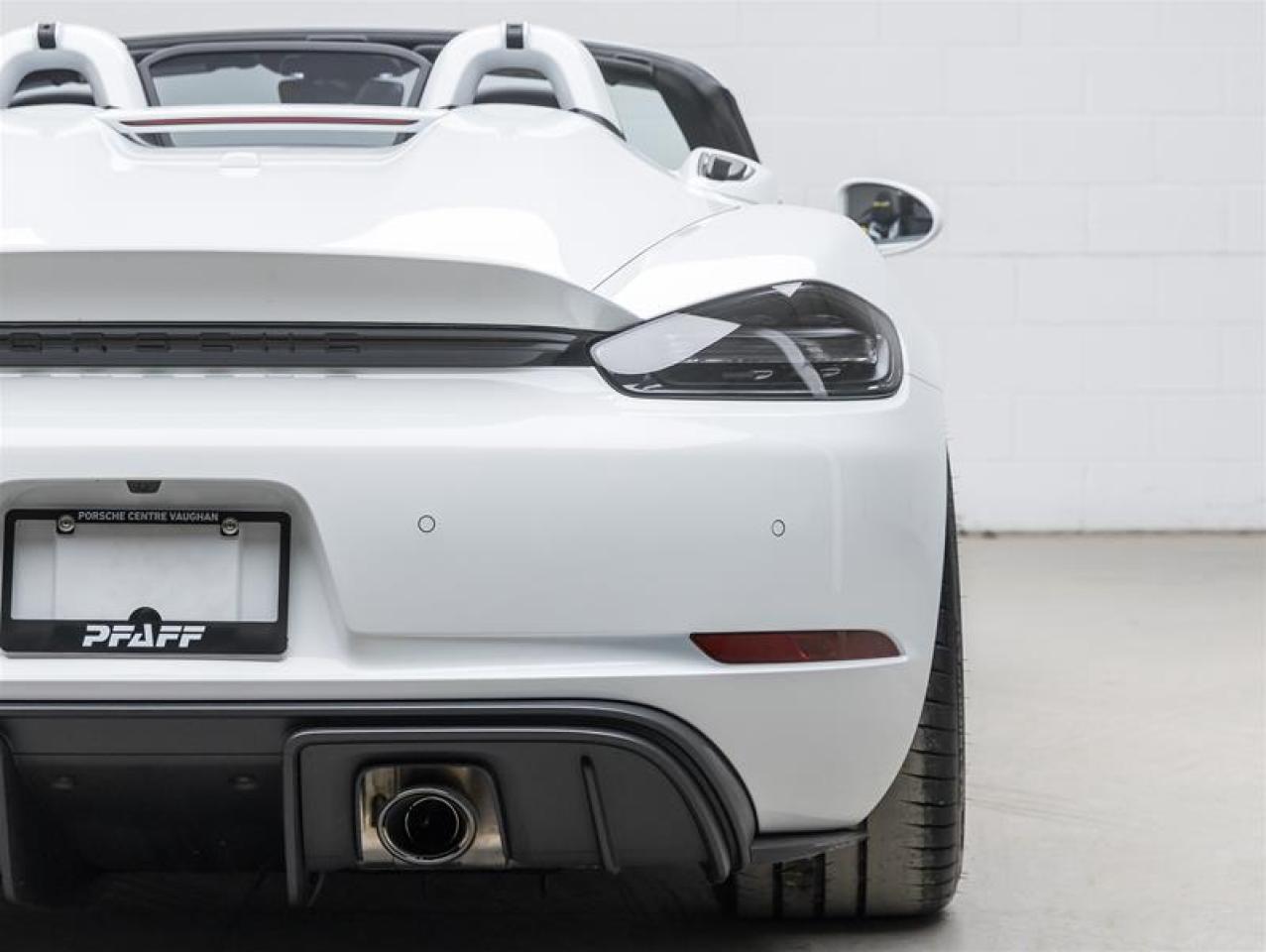 2025 Porsche 718 Spyder  Photo