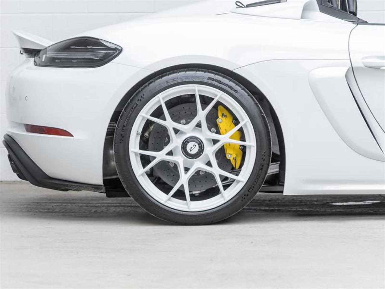 2025 Porsche 718 Spyder  Photo