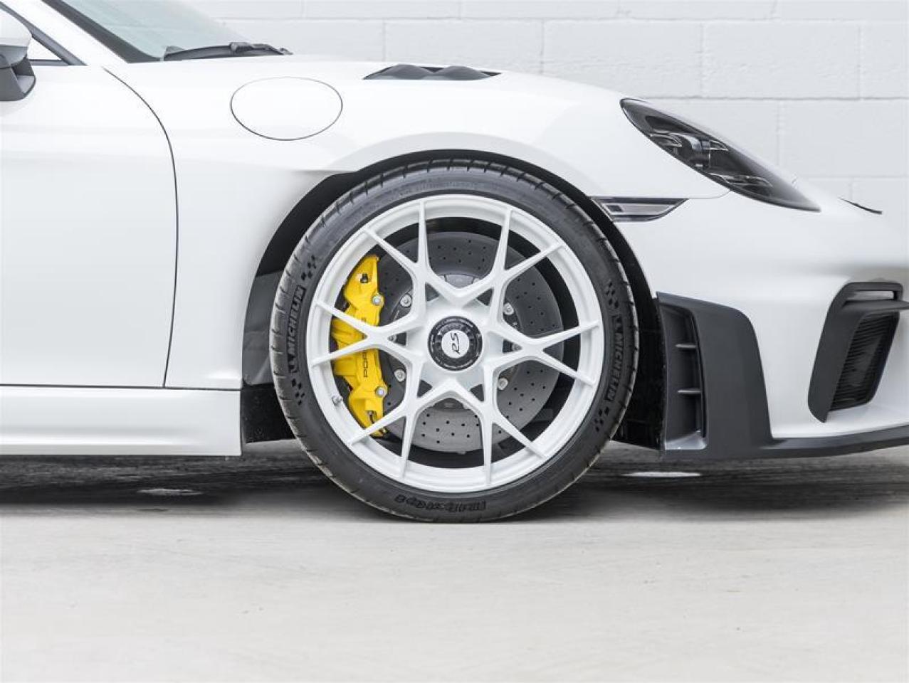 2025 Porsche 718 Spyder  Photo