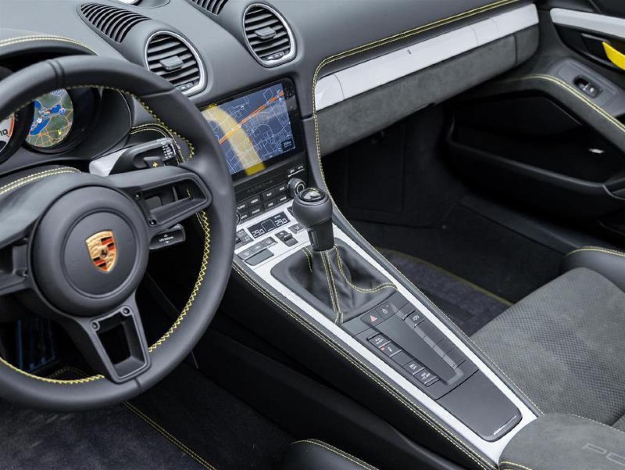 2025 Porsche 718 Spyder  Photo