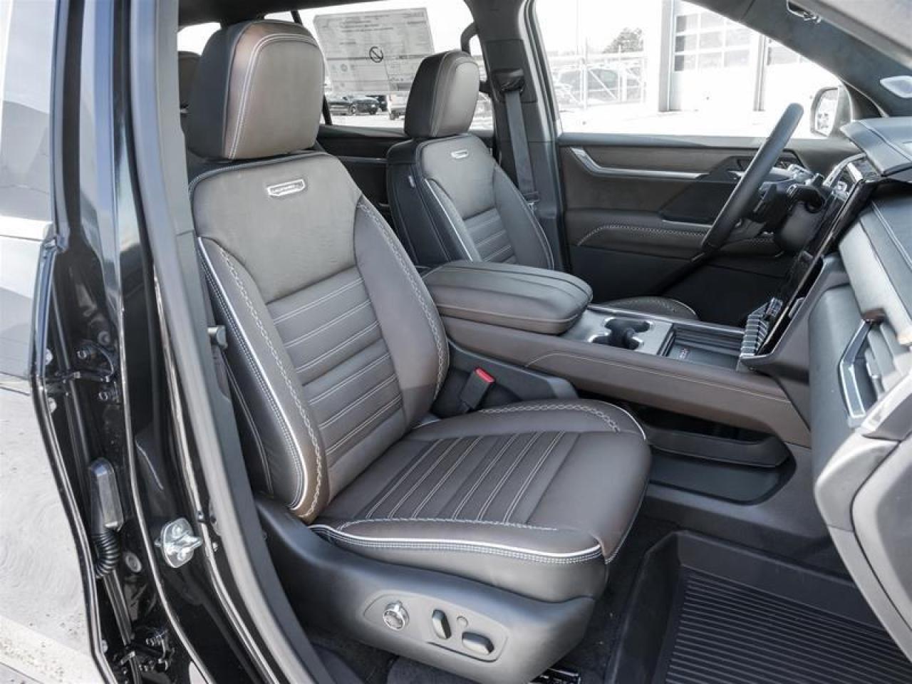 2026 GMC Acadia Denali Ultimate 4dr All-Wheel Drive Photo