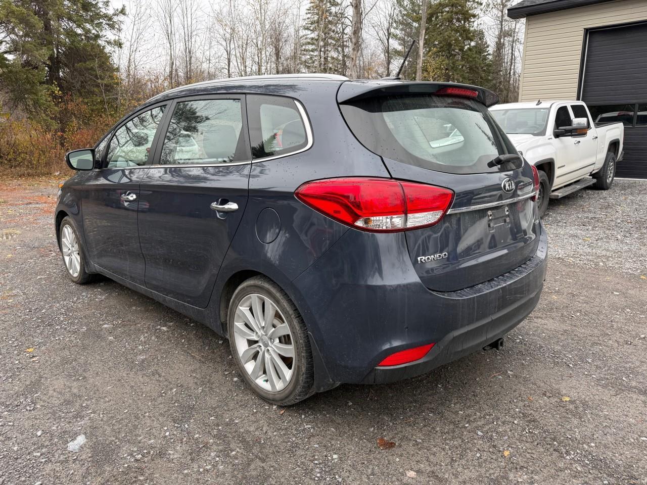 2015 Kia Rondo EX 5-Seater (A6) 4dr Wagon Photo