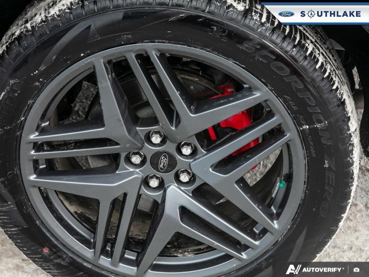 2025 Ford Explorer ST 4dr 4x4 Photo