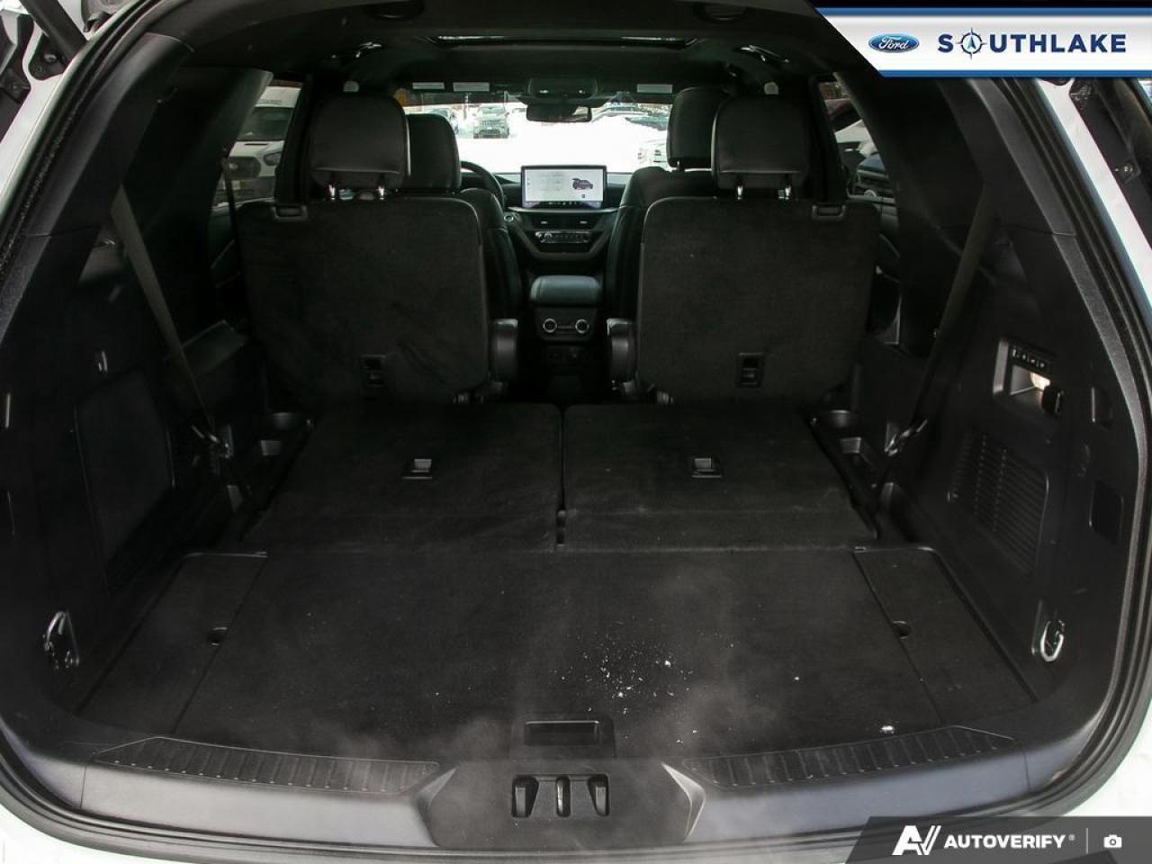 2025 Ford Explorer ST 4dr 4x4 Photo