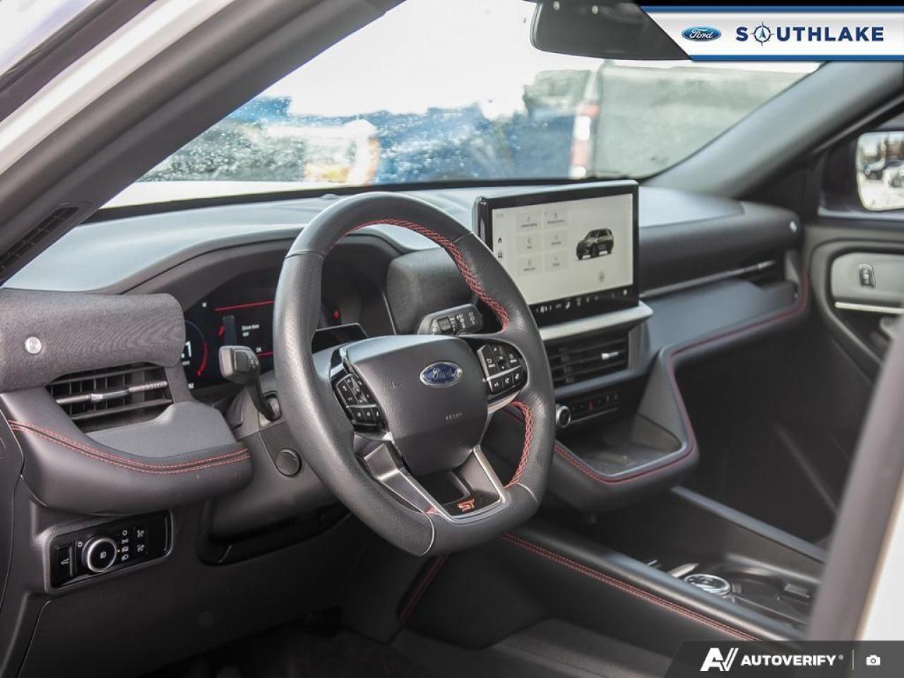 2025 Ford Explorer ST 4dr 4x4 Photo