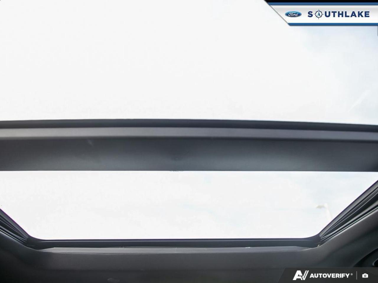 2025 Ford Explorer ST 4dr 4x4 Photo