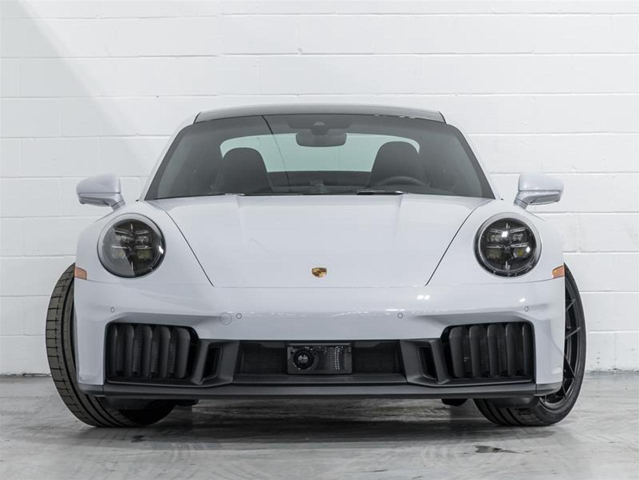 2026 Porsche 911  Photo5