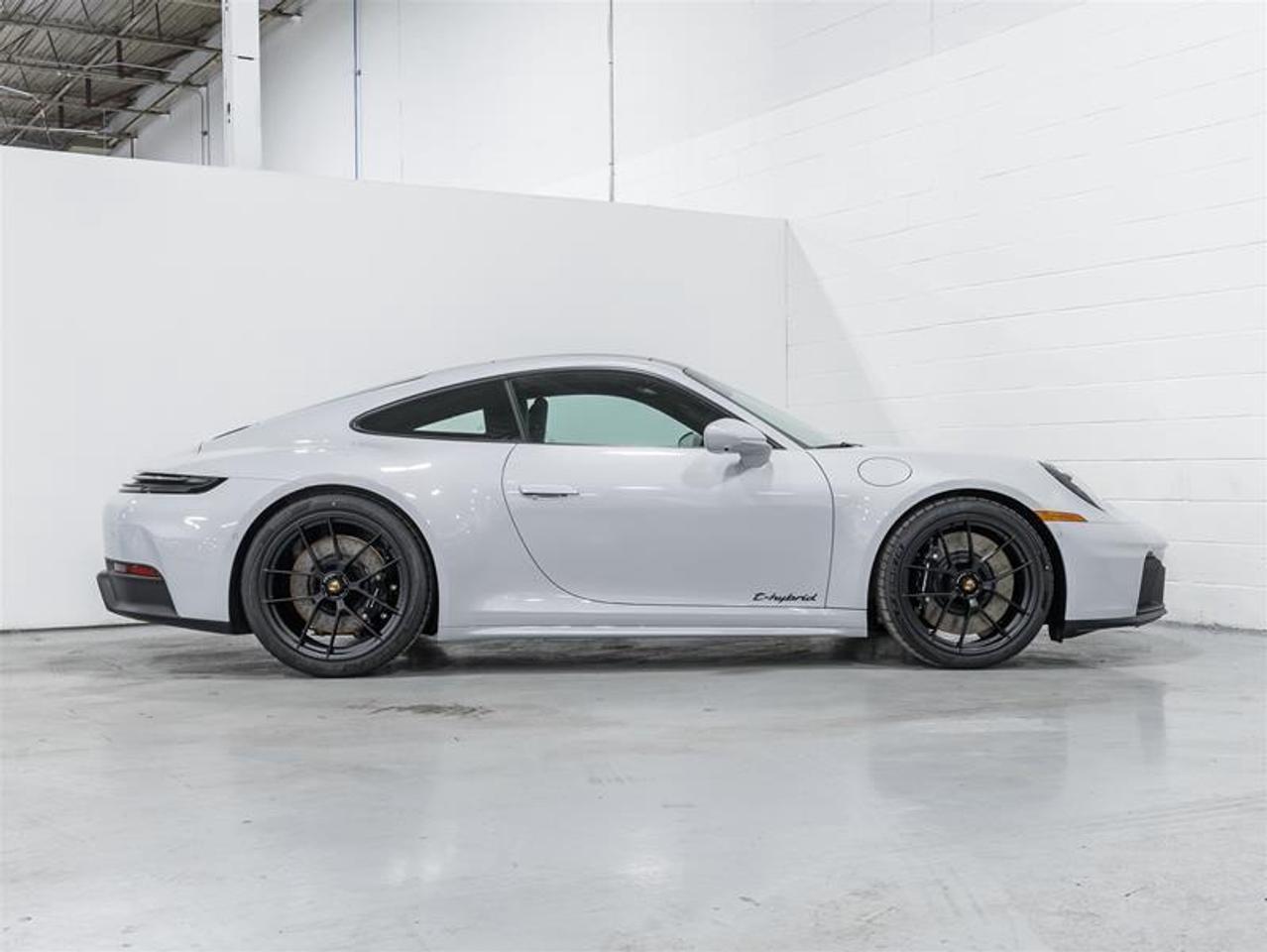2026 Porsche 911  Photo
