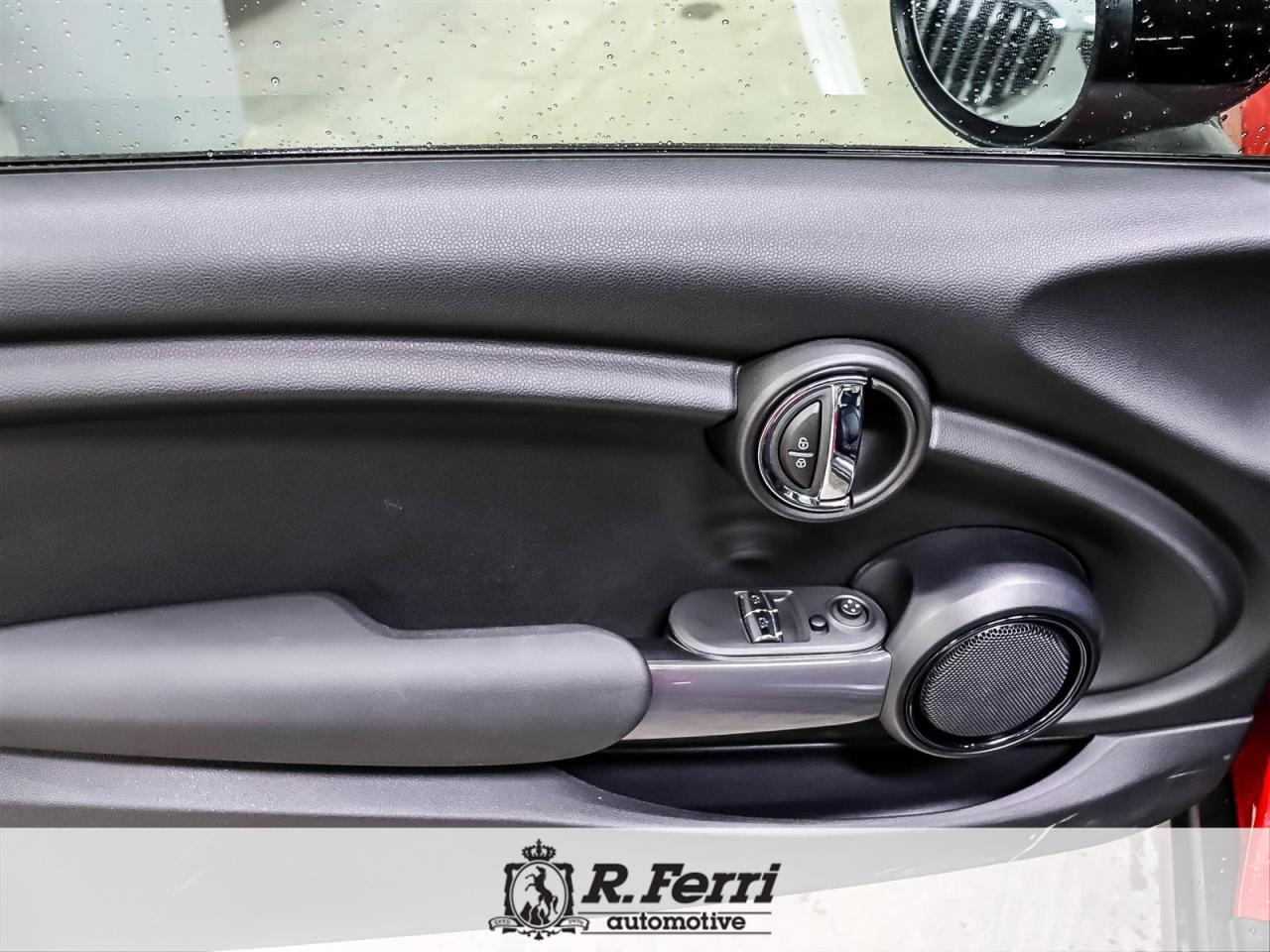 2022 MINI 3 Door Cooper 2dr Hatchback Photo