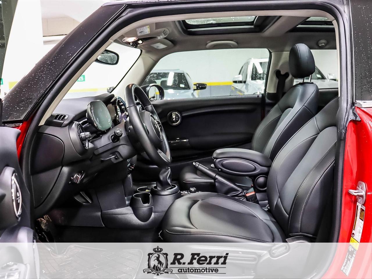 2022 MINI 3 Door Cooper 2dr Hatchback Photo