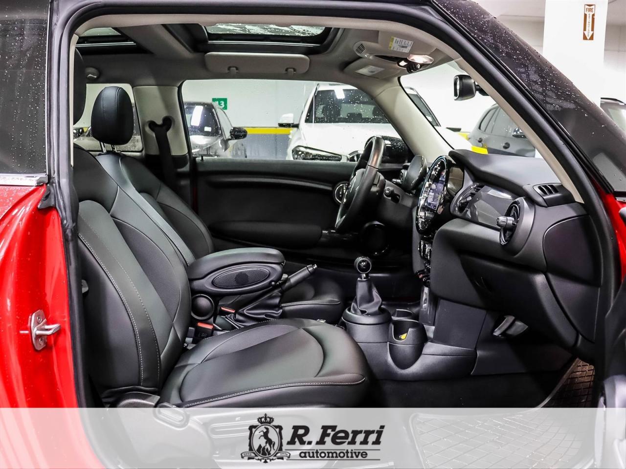 2022 MINI 3 Door Cooper 2dr Hatchback Photo