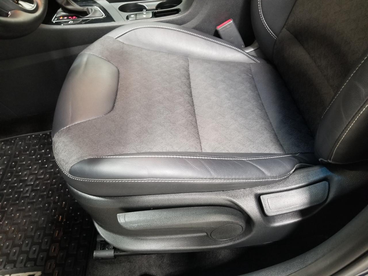 2019 Kia NIRO EX 4dr Front-Wheel Drive Sport Utility Photo