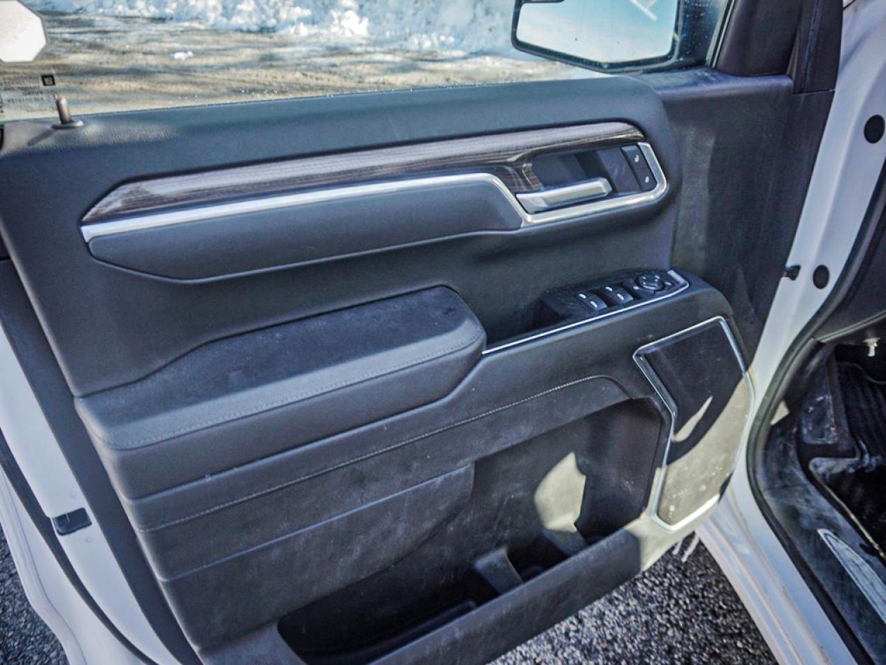 2025 Chevrolet Silverado 1500  Photo