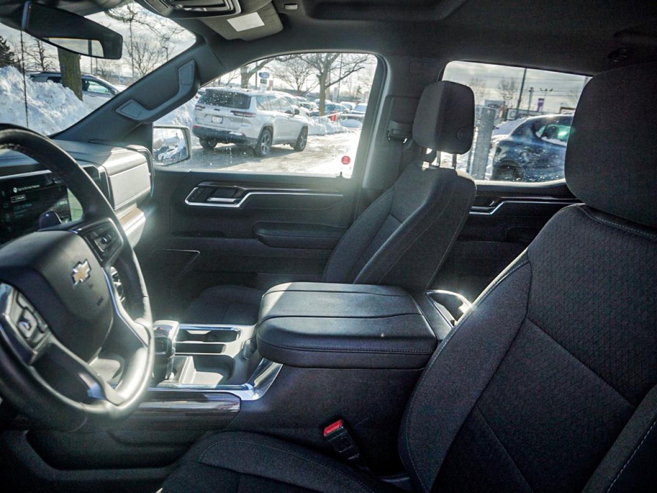 2025 Chevrolet Silverado 1500  Photo