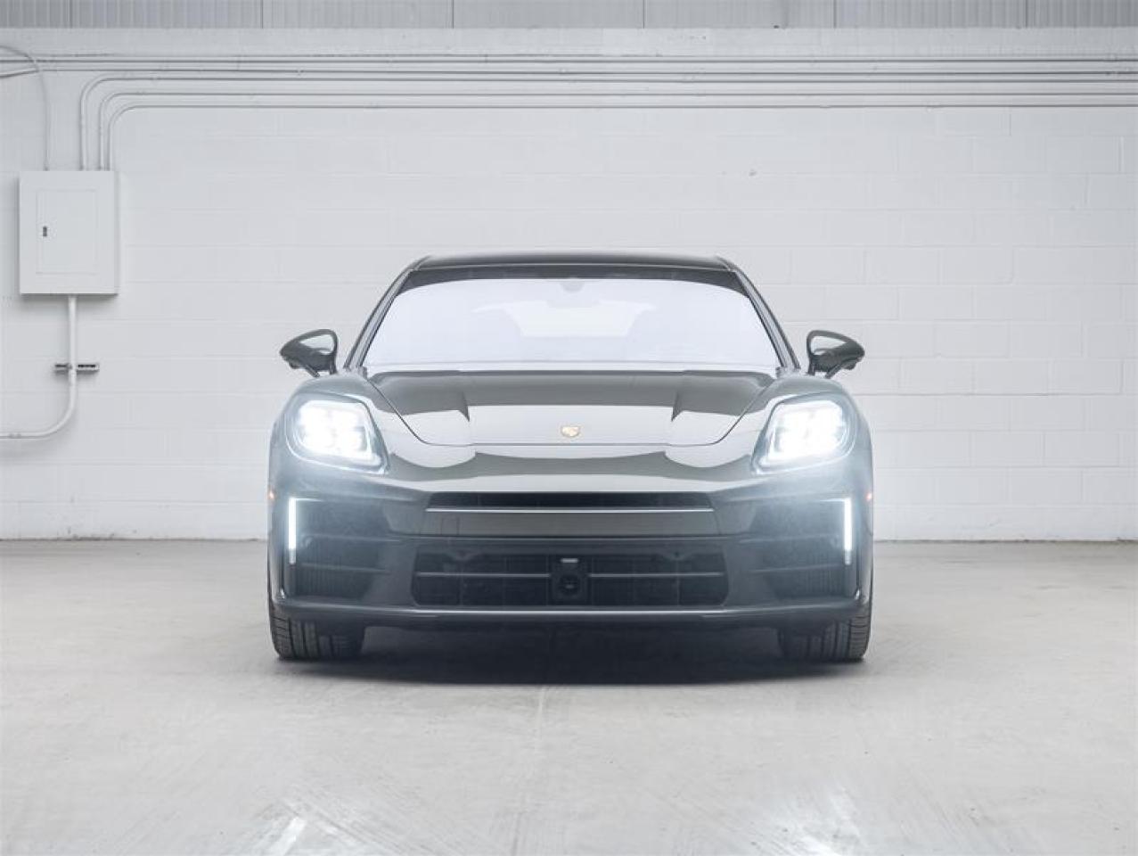 2026 Porsche Panamera  Photo