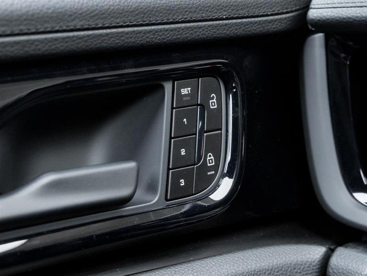 2026 Porsche Panamera  Photo