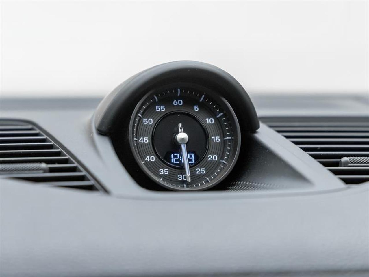 2026 Porsche Panamera  Photo