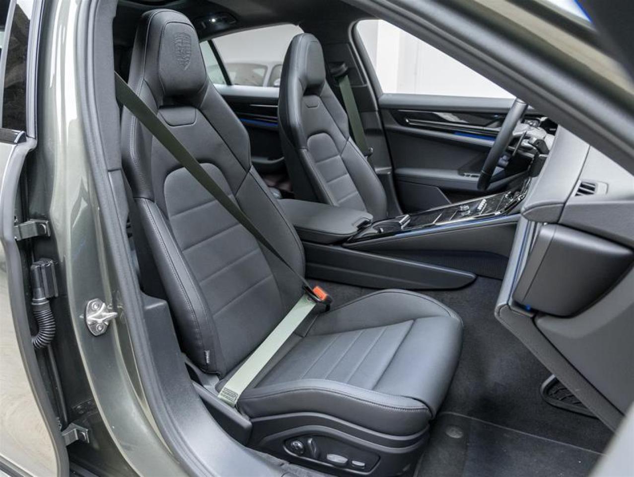 2026 Porsche Panamera  Photo