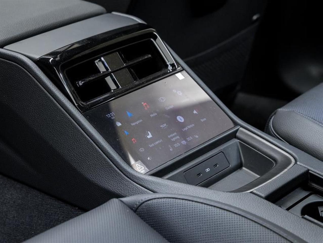 2026 Porsche Panamera  Photo