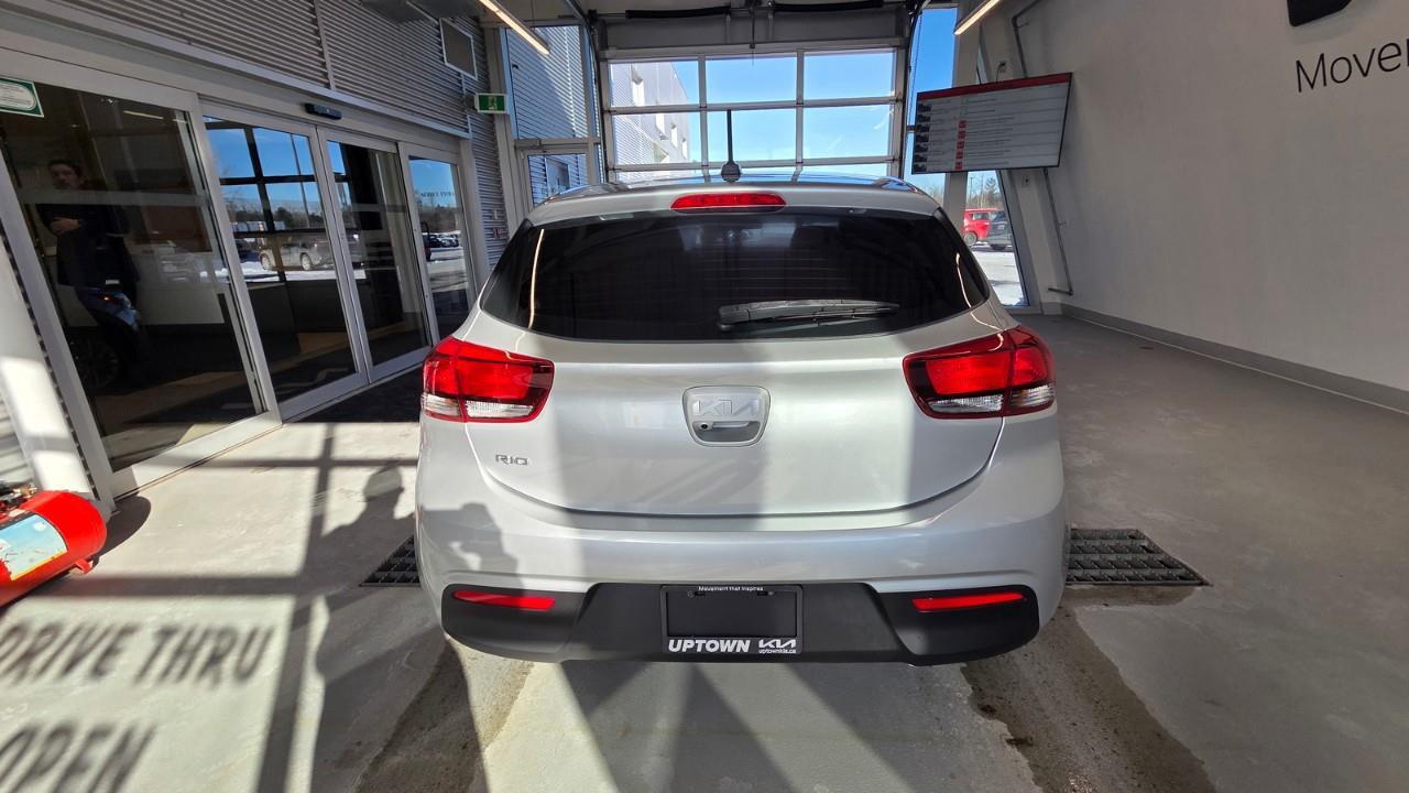 2022 Kia Rio LX Premium 4dr Hatchback Photo