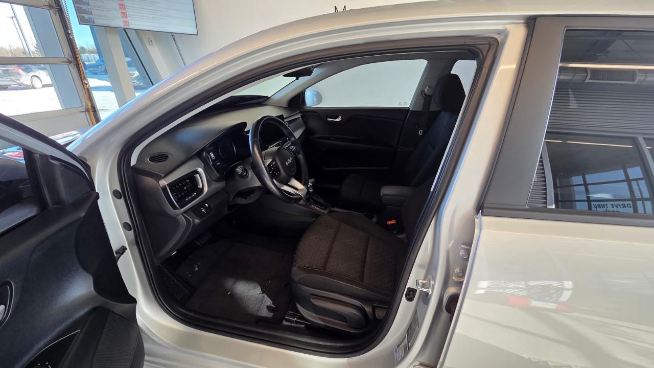 2022 Kia Rio LX Premium 4dr Hatchback Photo