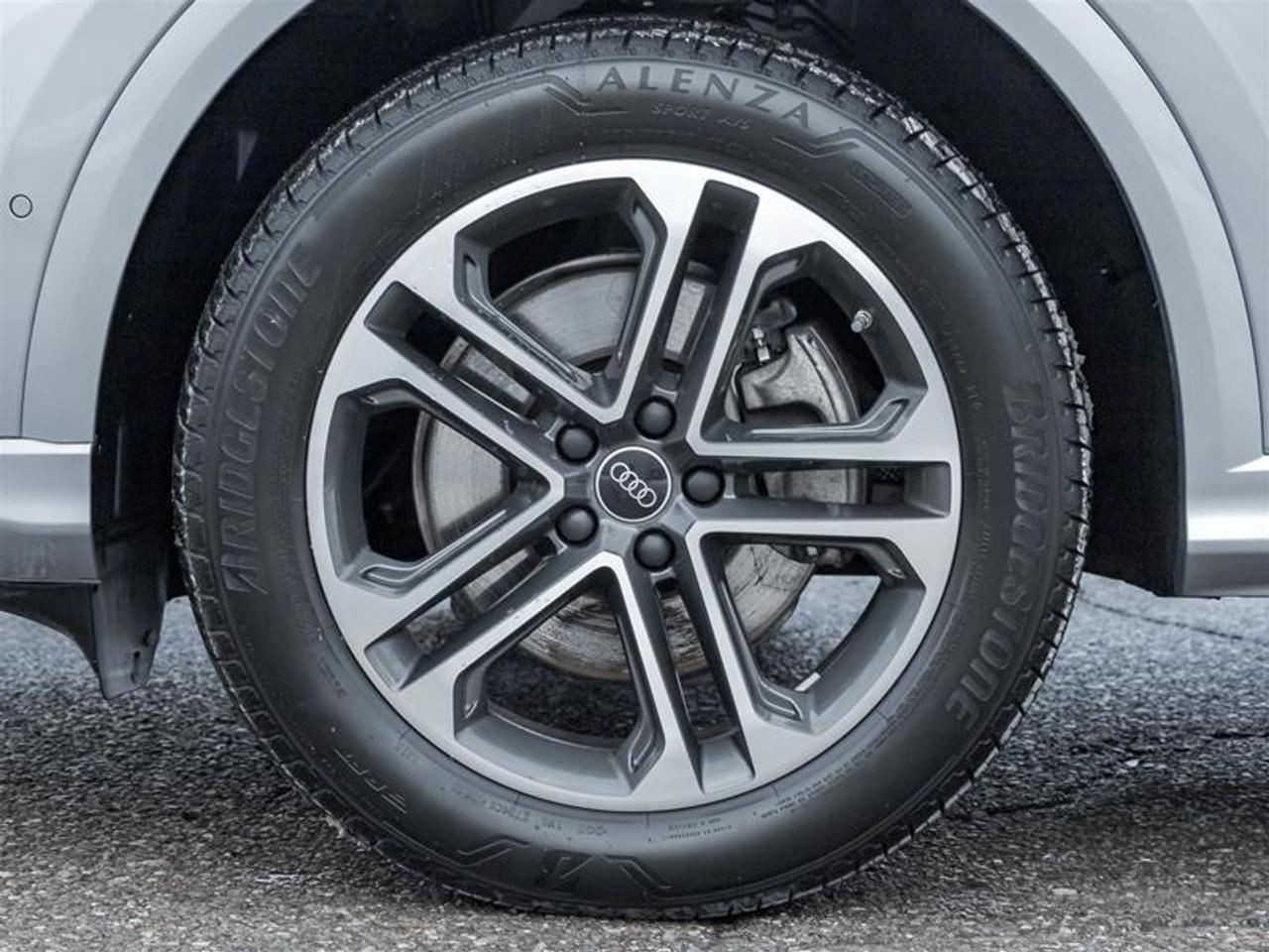 2025 Audi New Q5 2.0T 4dr All-Wheel Drive quattro Sport Utility Photo4