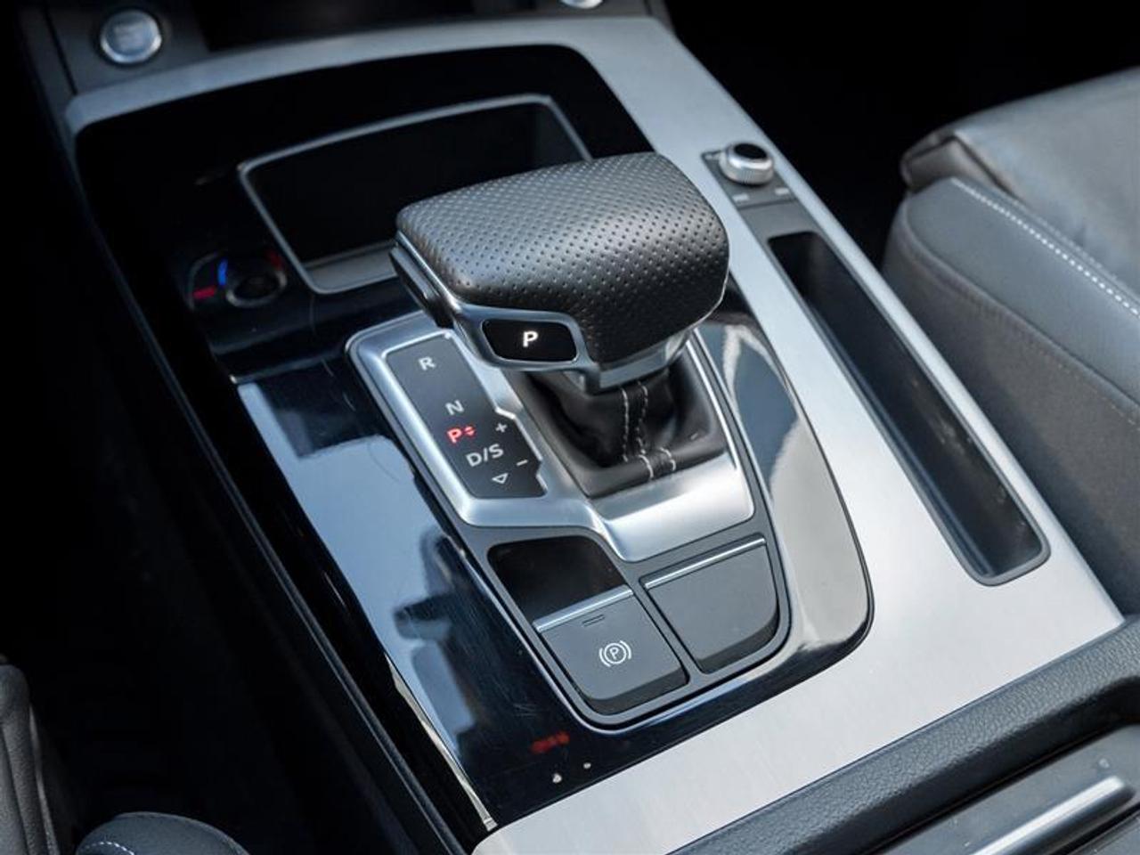 2023 Audi Q5 45 Progressiv 4dr All-Wheel Drive quattro Sportback Photo