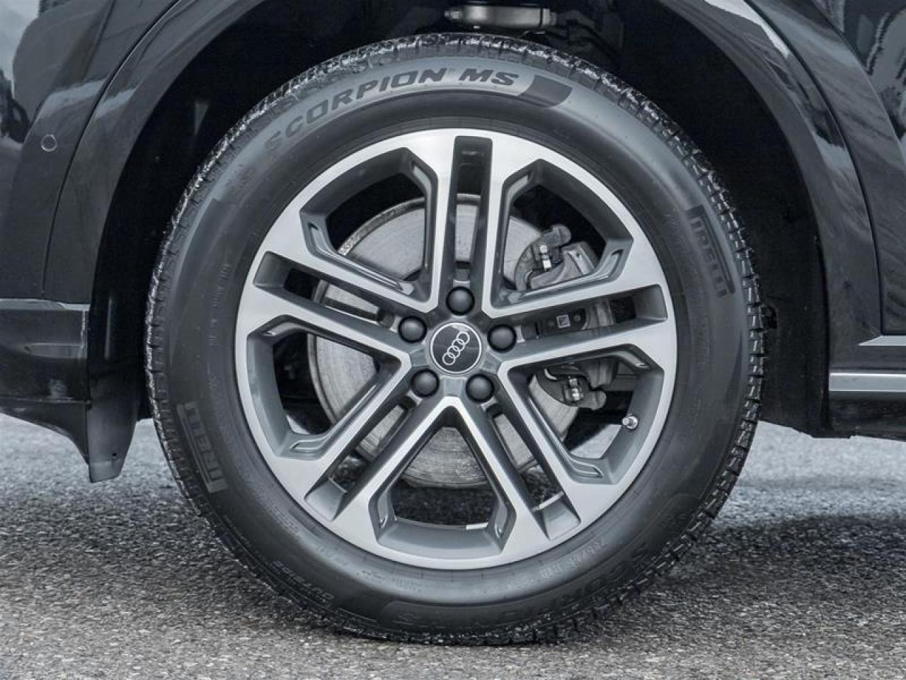 2025 Audi New Q5 2.0T Progressiv 4dr All-Wheel Drive quattro Sport Utility Photo