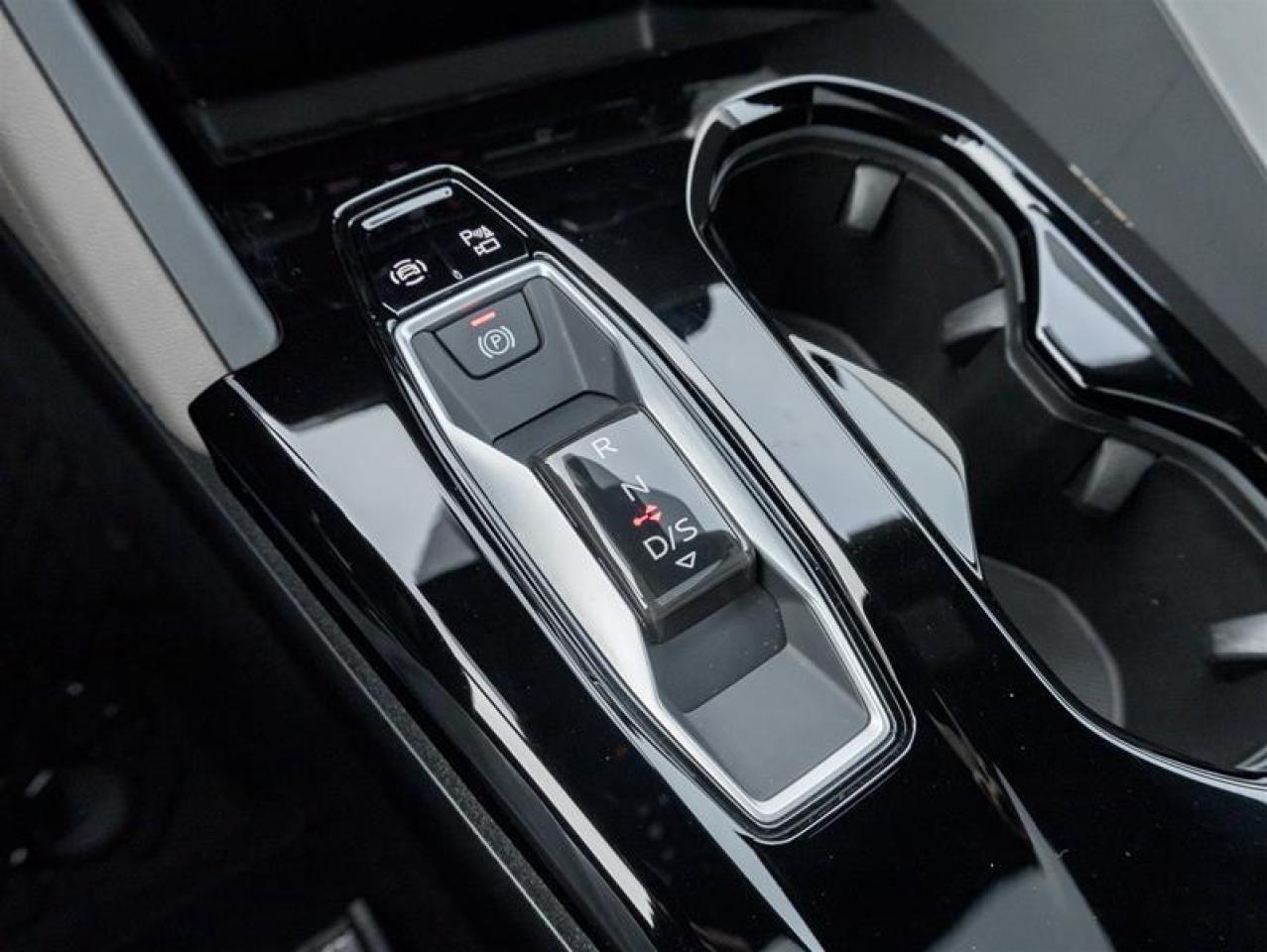 2025 Audi New Q5 2.0T Progressiv 4dr All-Wheel Drive quattro Sport Utility Photo