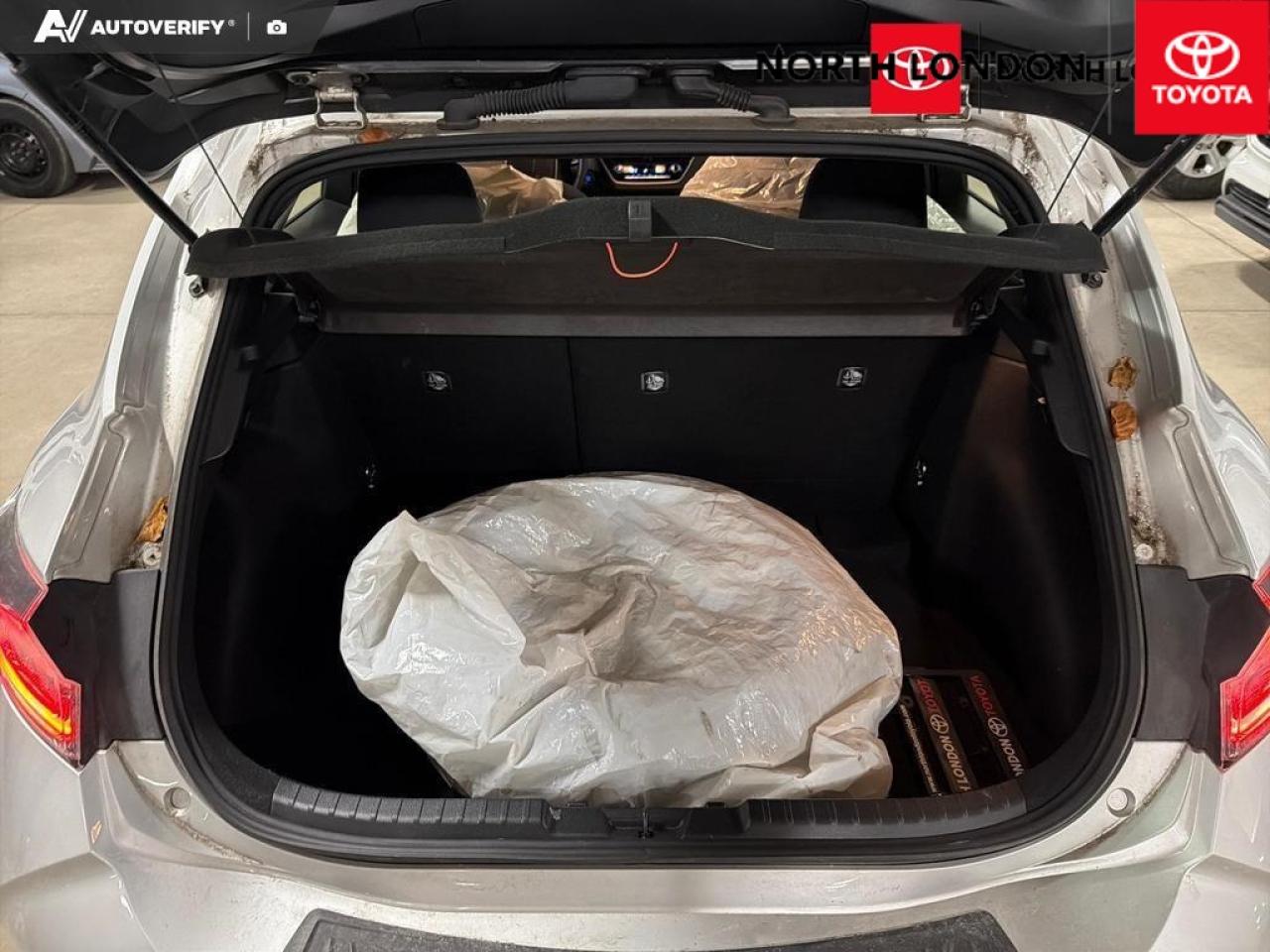 2022 Toyota Corolla Hatchback Base 5dr Photo