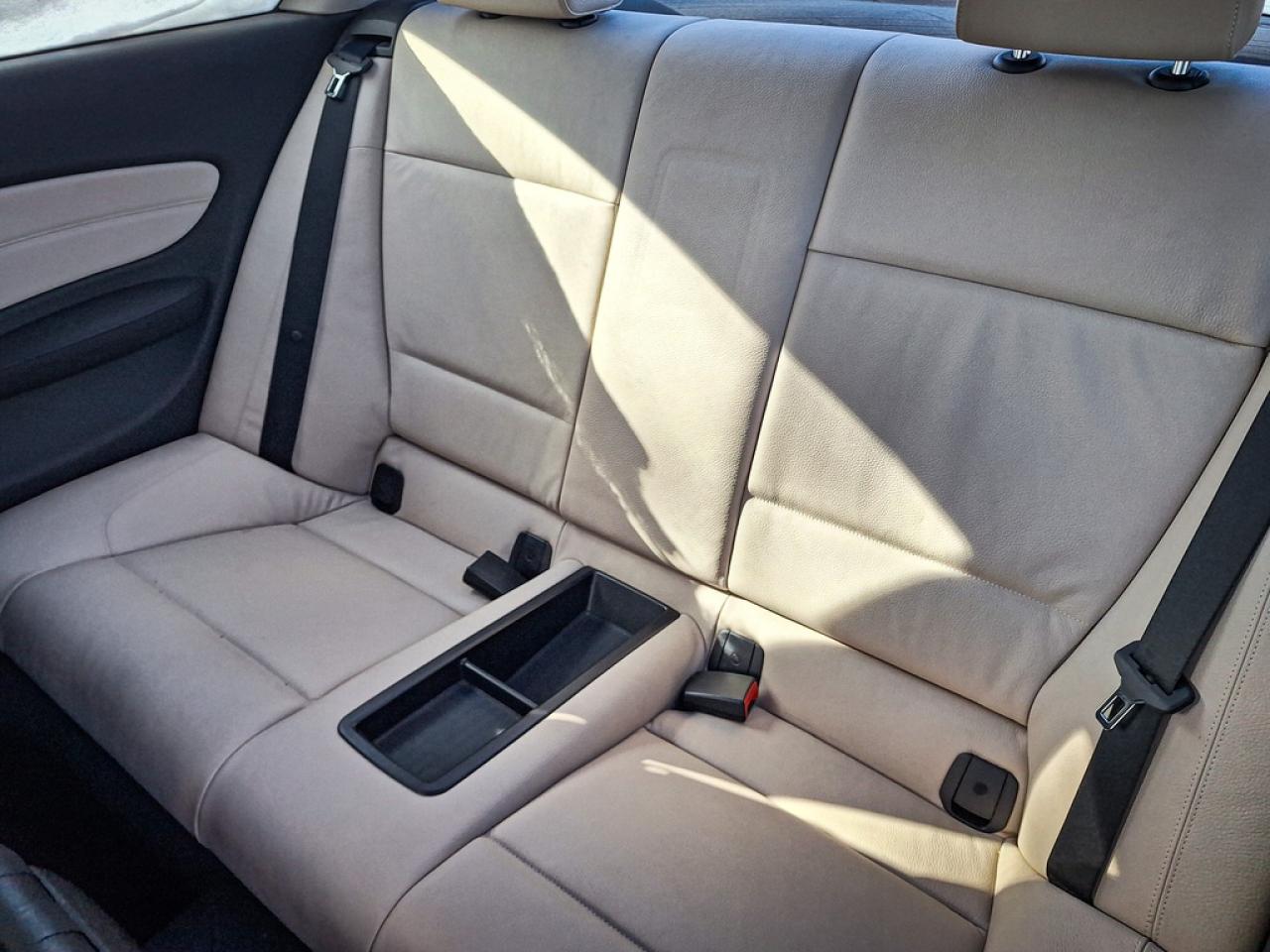 2012 BMW 1 Series  Photo