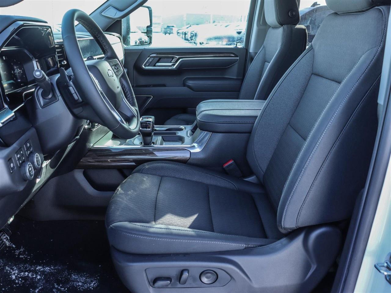 2026 Chevrolet Silverado 1500 Crew Cab Standard Box 4-Wheel Drive RST Photo