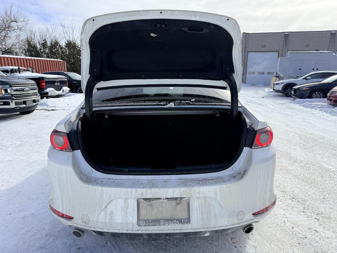 2023 Mazda 3 GS (A6) 4dr Front-Wheel Drive Sedan Photo