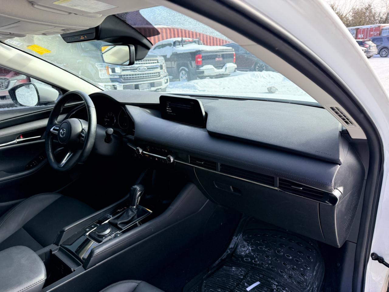 2023 Mazda 3 GS (A6) 4dr Front-Wheel Drive Sedan Photo