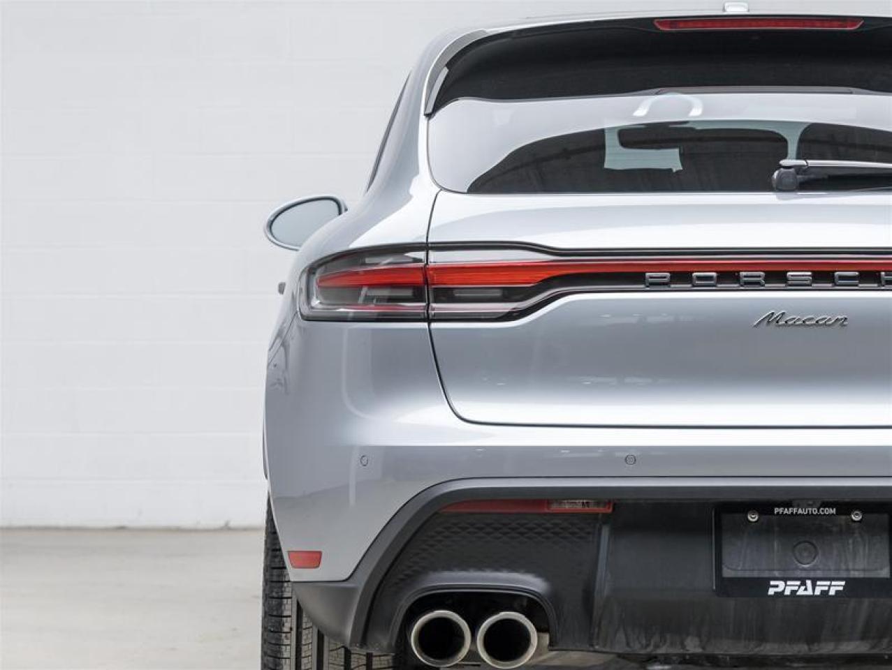 2023 Porsche Macan  Photo