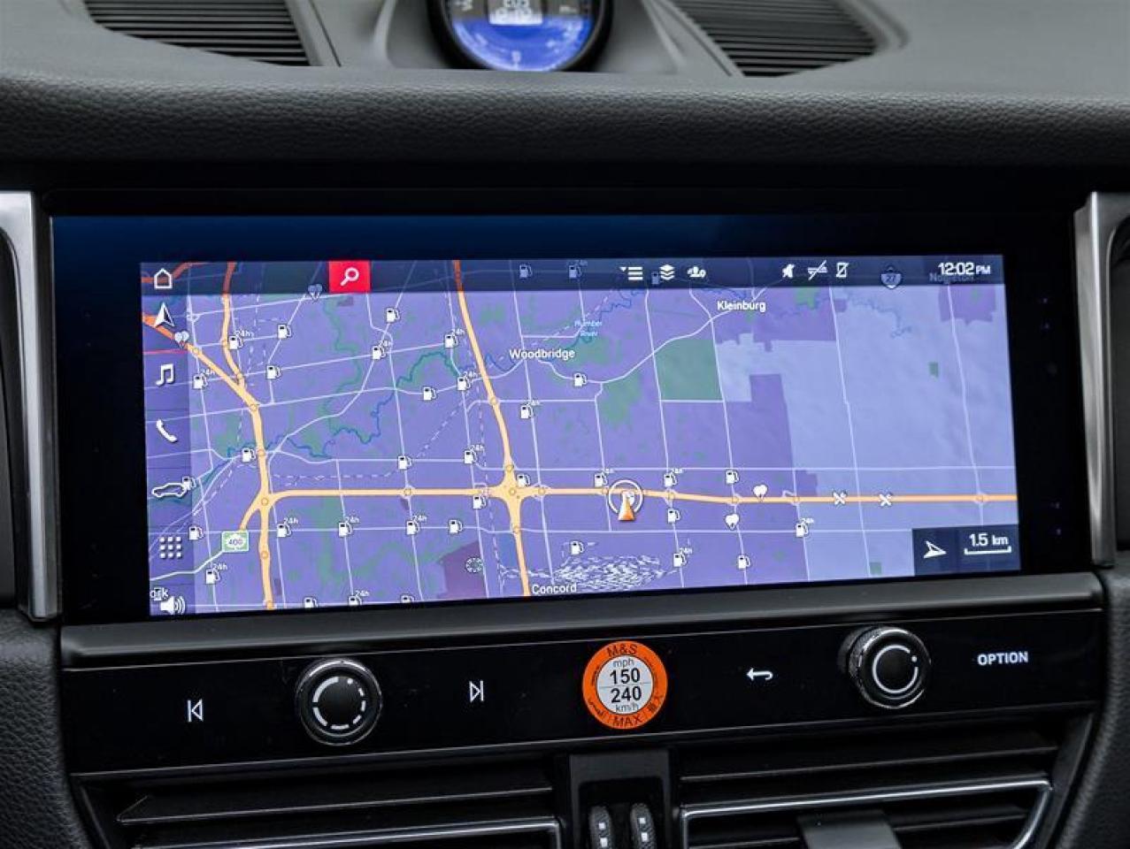 2023 Porsche Macan  Photo