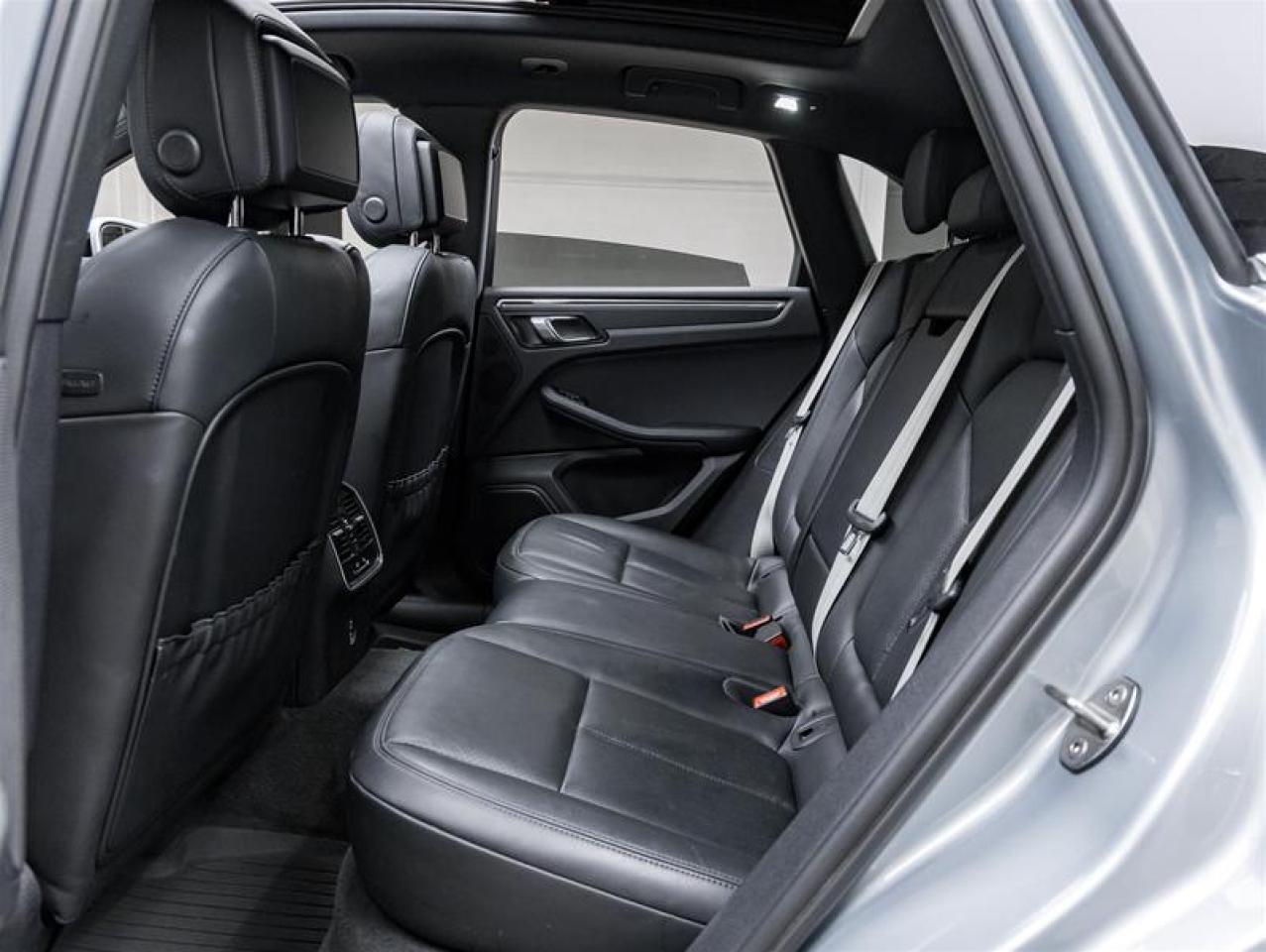 2023 Porsche Macan  Photo