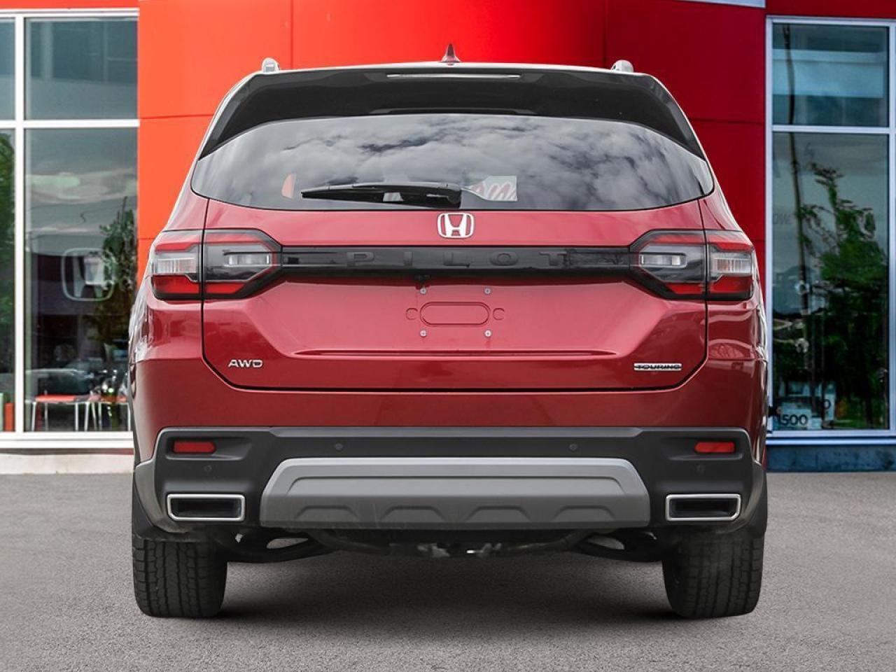 2025 Honda Pilot Touring 4dr All-Wheel Drive Photo