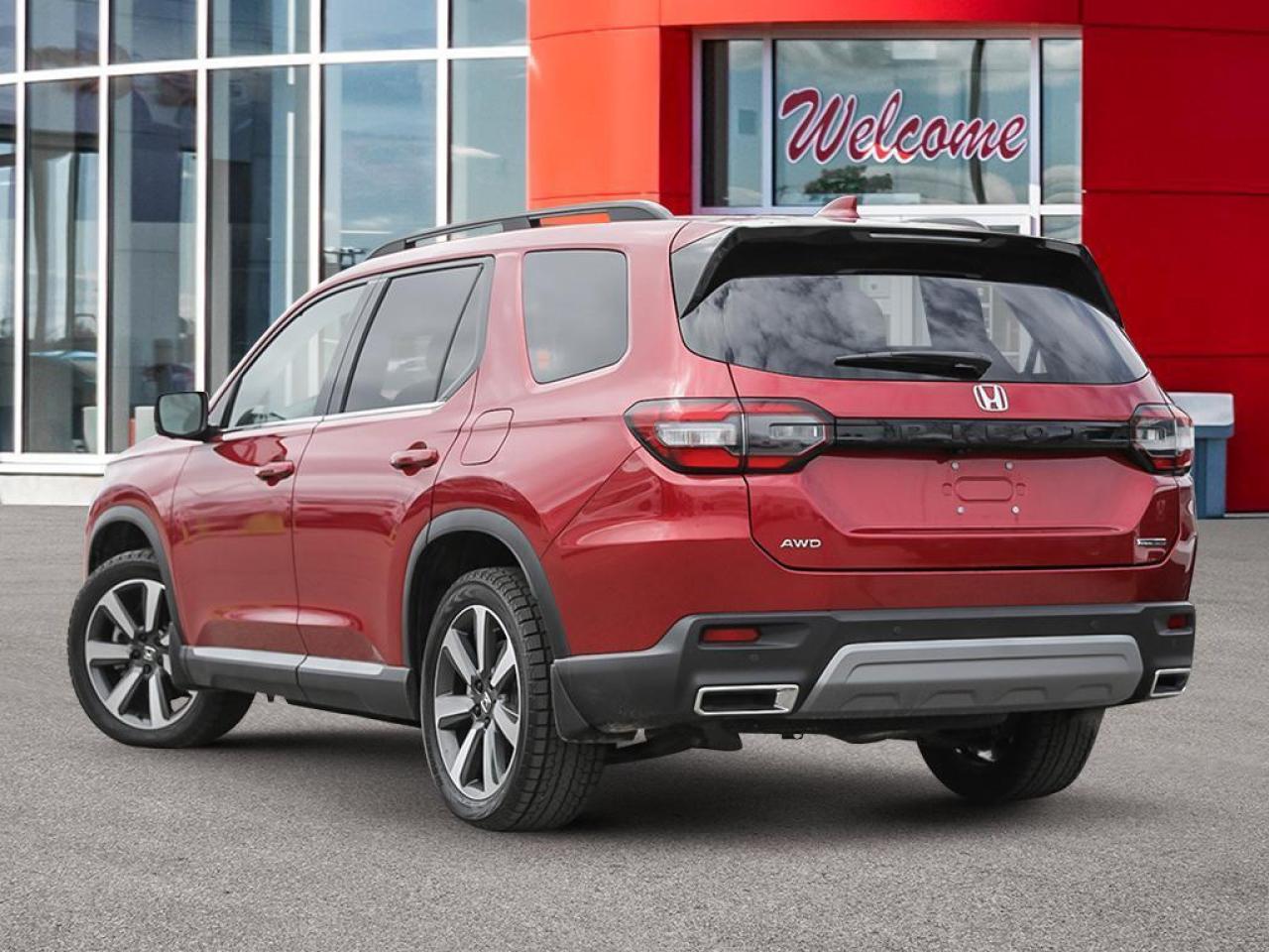 2025 Honda Pilot Touring 4dr All-Wheel Drive Photo3