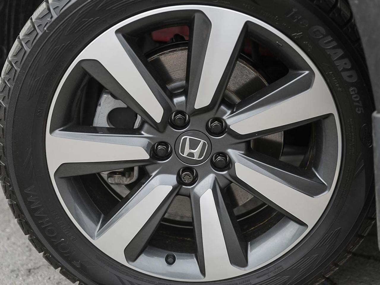2025 Honda Pilot Touring 4dr All-Wheel Drive Photo