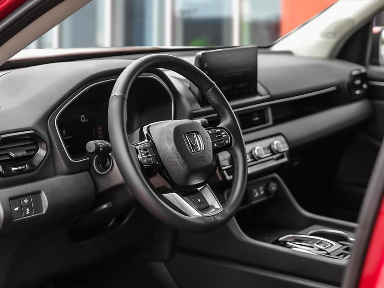 2025 Honda Pilot Touring 4dr All-Wheel Drive Photo