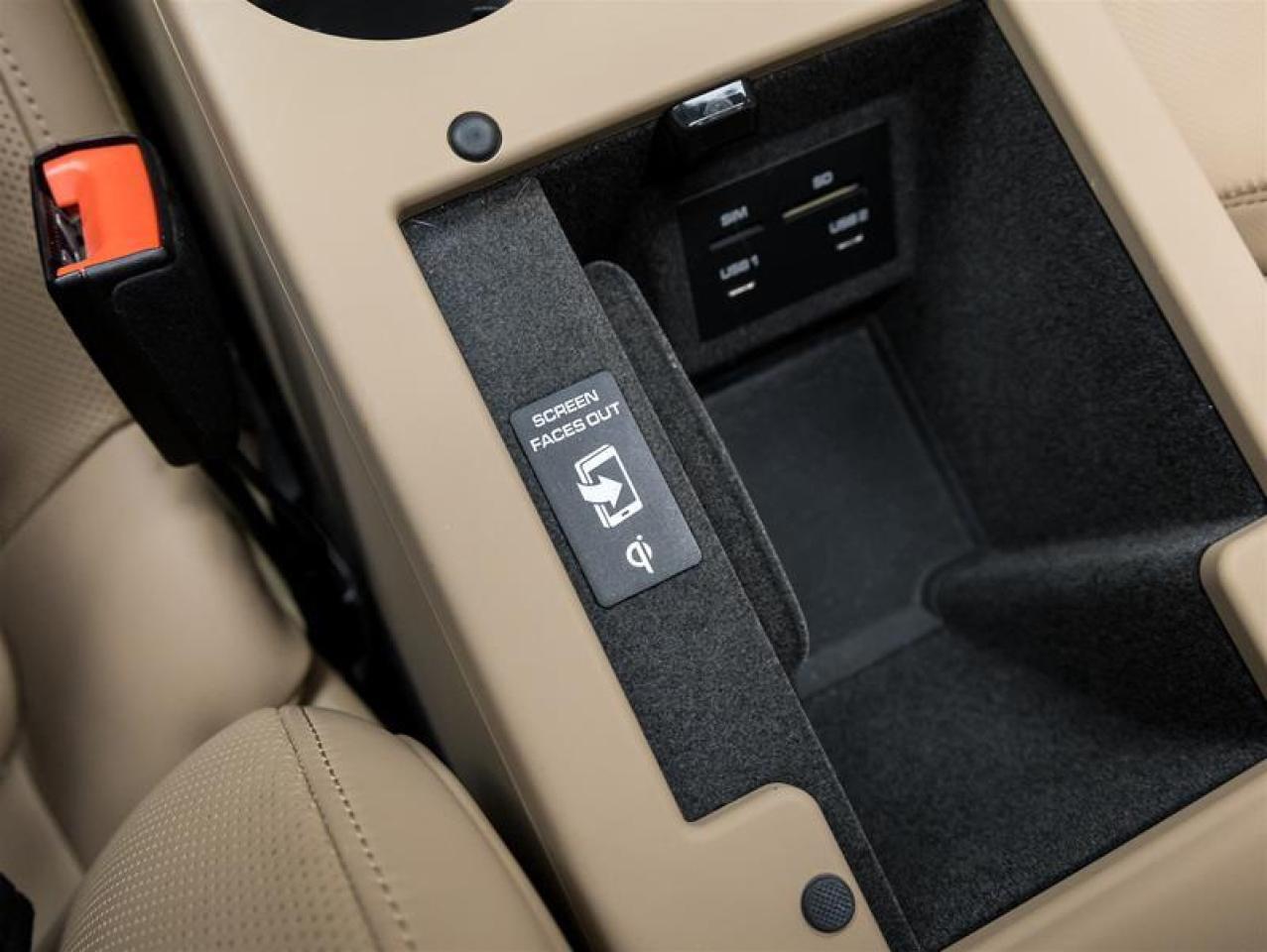 2023 Porsche Macan  Photo