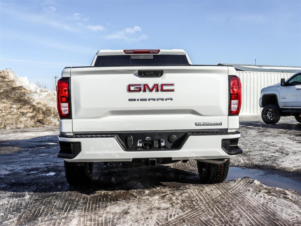 2026 GMC Sierra 1500 Crew Cab Standard Box 4-Wheel Drive Elevation Photo